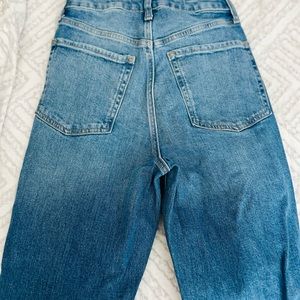 Old navy jeans size 4